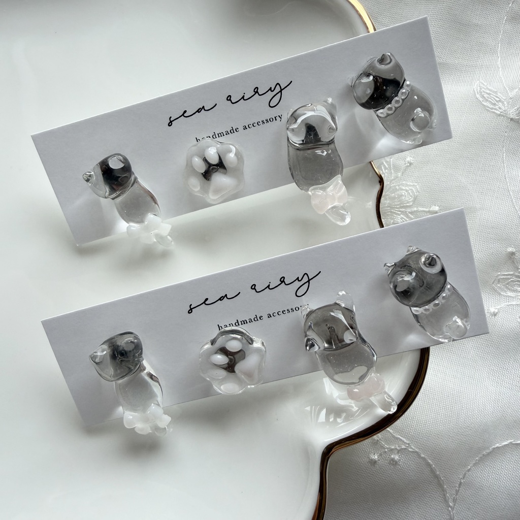 no.305 おめかしねこちゃんのピアスセット 猫 ネコ リボン パール サージカルステンレス ピアス