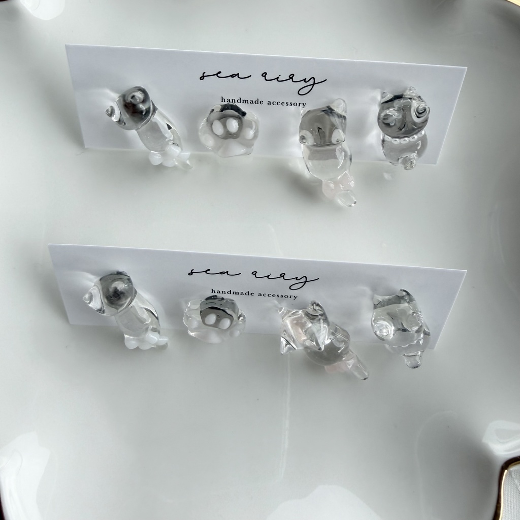 no.305 おめかしねこちゃんのピアスセット 猫 ネコ リボン パール サージカルステンレス ピアス