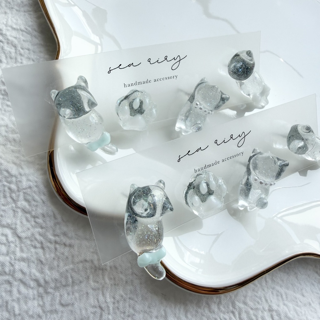 no.309 おめかしねこちゃんのピアスセット 猫 ねこ リボン パール ブルー ホワイト サージカルステンレス