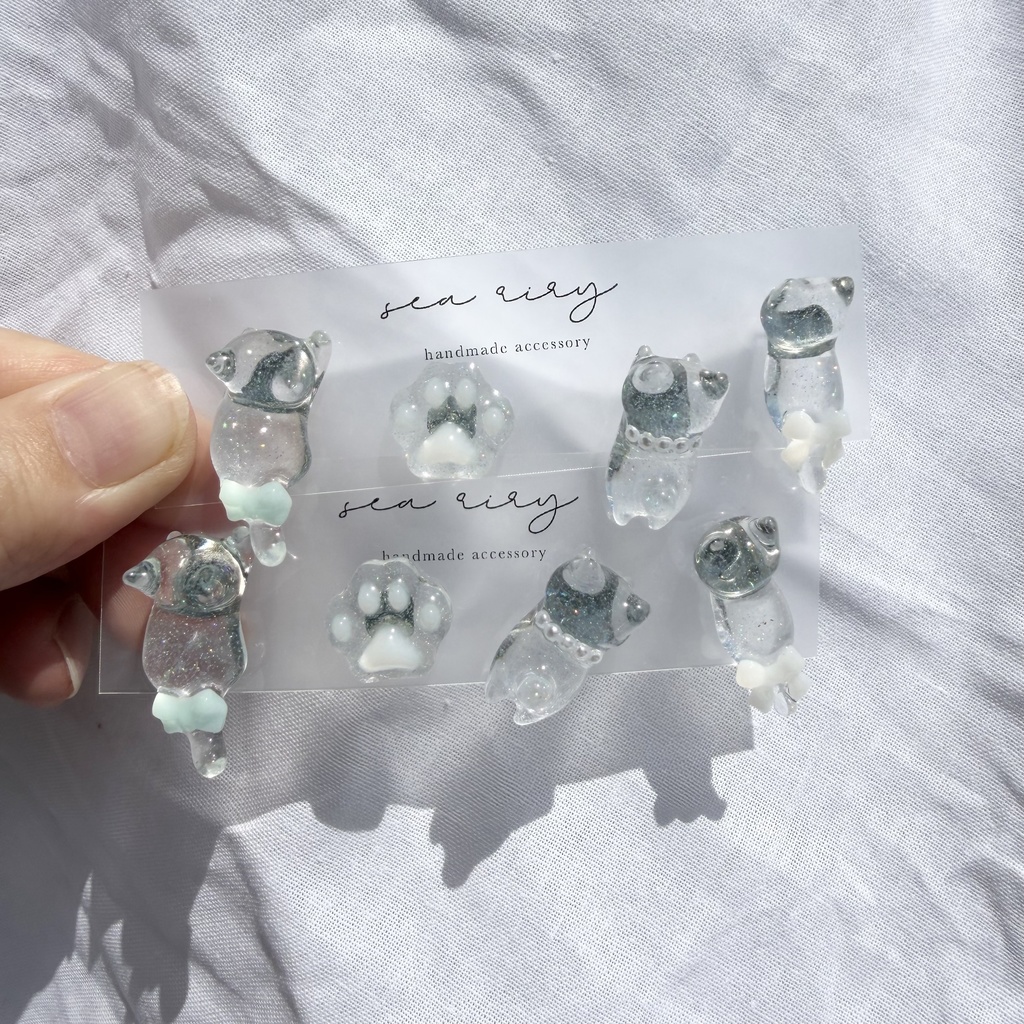 no.309 おめかしねこちゃんのピアスセット 猫 ねこ リボン パール ブルー ホワイト サージカルステンレス