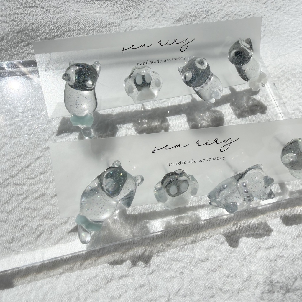 no.309 おめかしねこちゃんのピアスセット 猫 ねこ リボン パール ブルー ホワイト サージカルステンレス