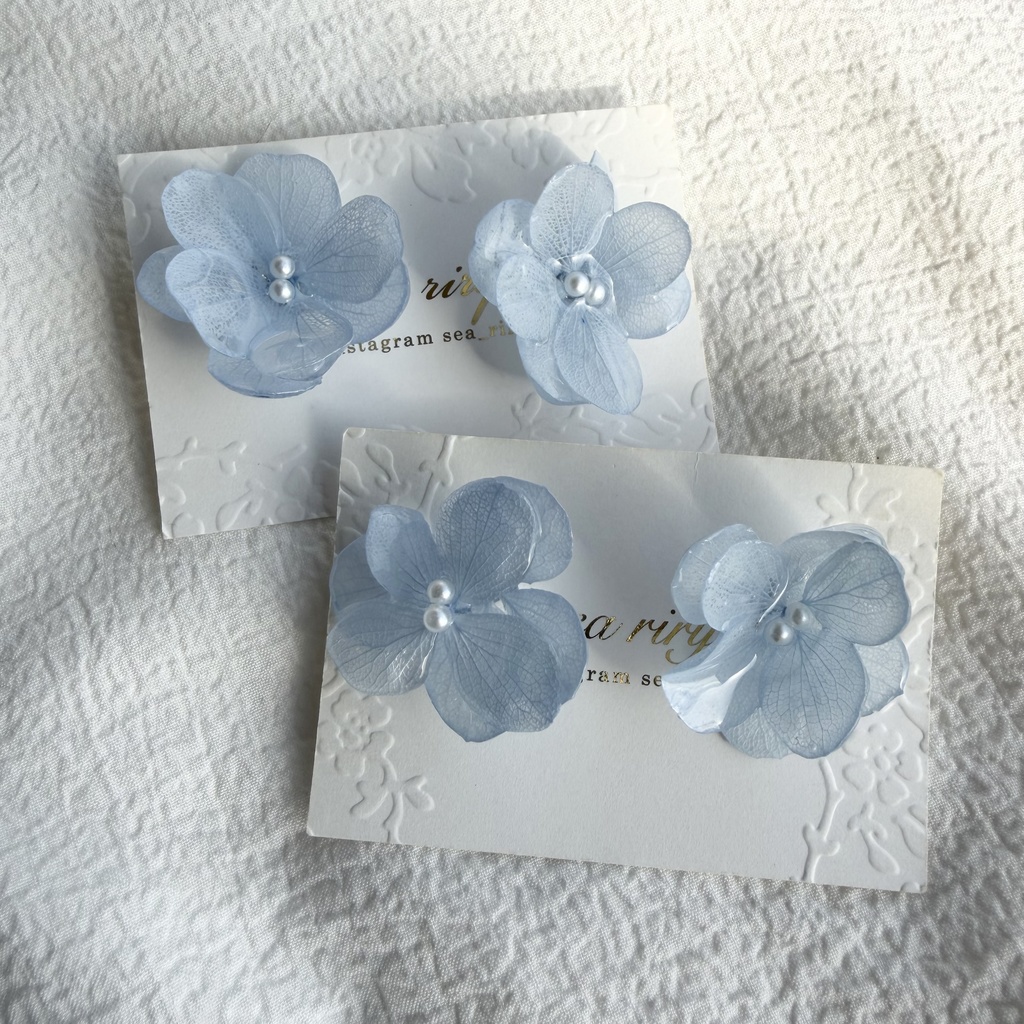 no.314 再販 ベビーブルーの紫陽花ピアス 淡色 ブルー 紫陽花 フラワーピアス レジン サージカルステンレス ピアス