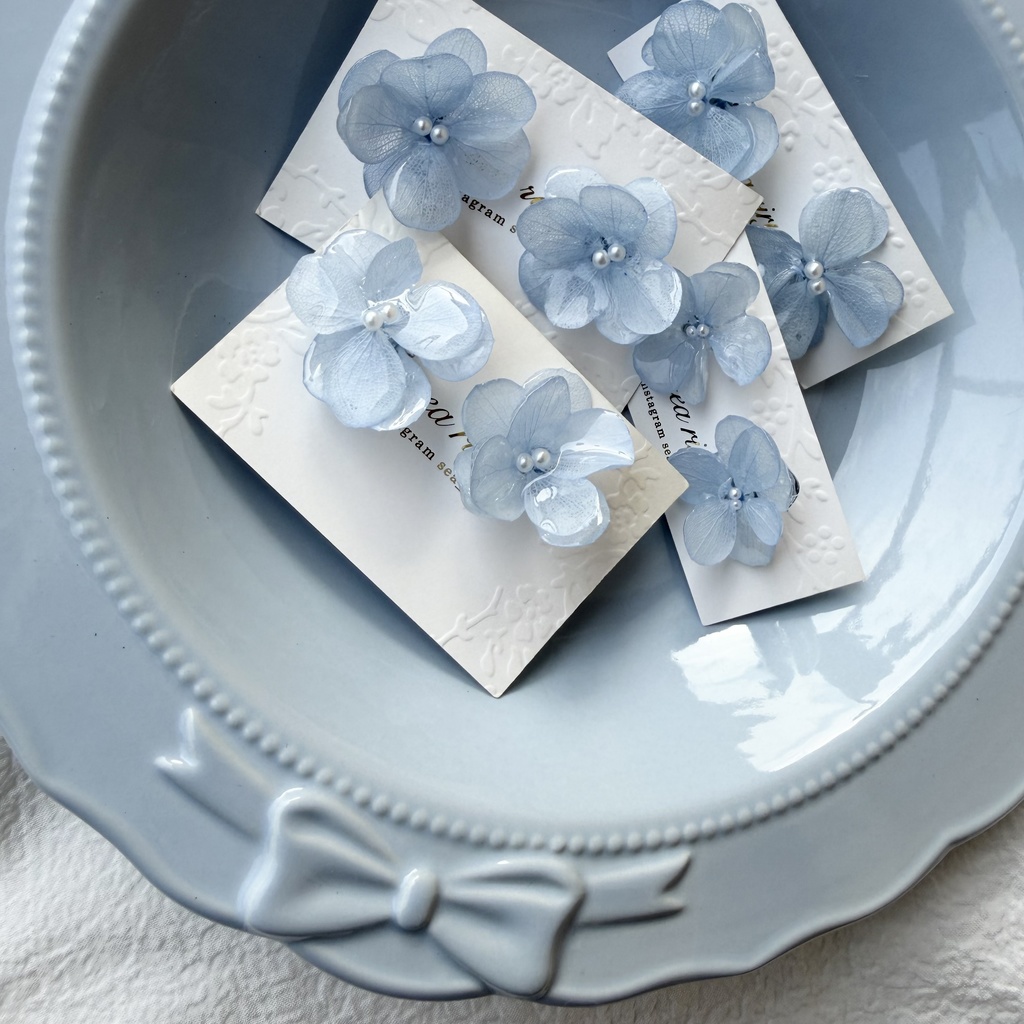 no.314 再販 ベビーブルーの紫陽花ピアス 淡色 ブルー 紫陽花 フラワーピアス レジン サージカルステンレス ピアス