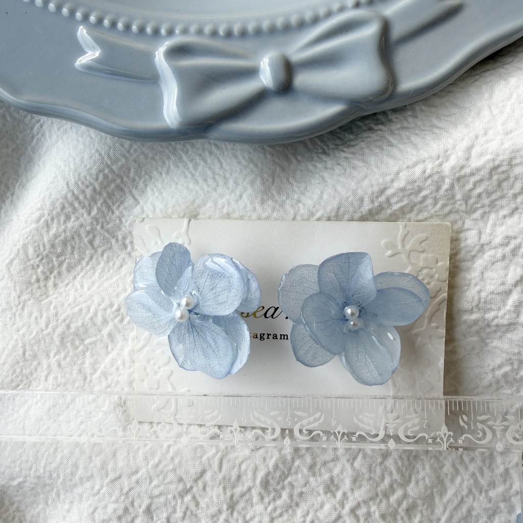 no.314 再販 ベビーブルーの紫陽花ピアス 淡色 ブルー 紫陽花 フラワーピアス レジン サージカルステンレス ピアス