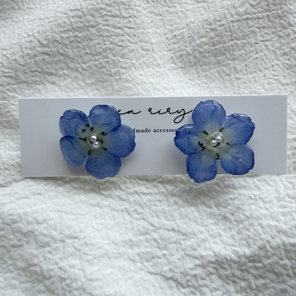 no.317 再販 ネモフィラのピアス ネモフィラ パール ブルー フラワー ドライフラワー サージカルステンレス ピアス
