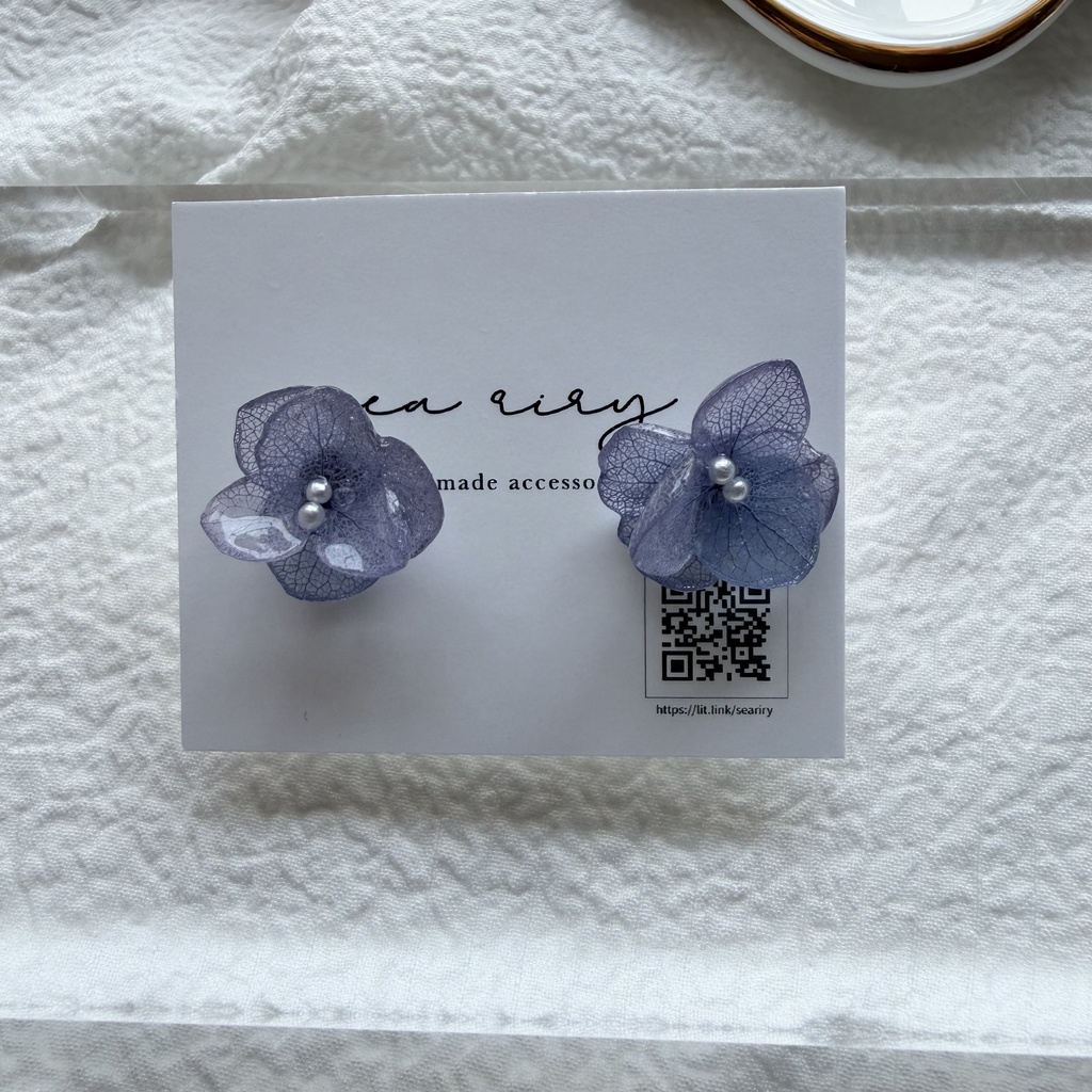 no.328  再販   ブルーグラデの紫陽花ピアス   アジサイ  紫陽花  ブルー  パープル  ピアス  ステンレス  