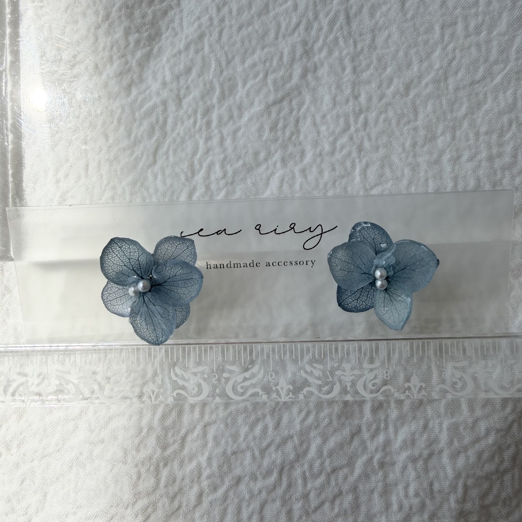 no.329 再販 ブルーグラデの紫陽花ピアス Blue アジサイ アナベル フラワーピアス パール ステンレス