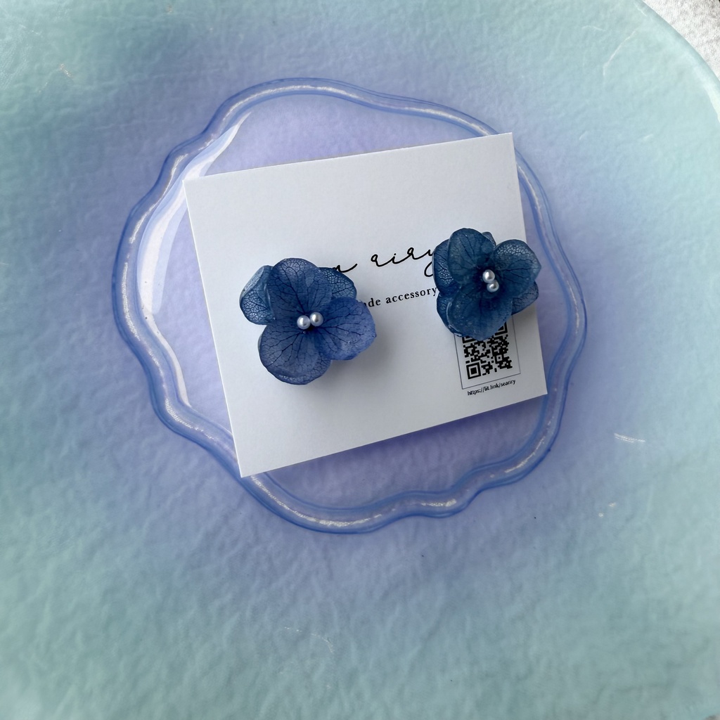no.332 再販 ブルーグラデの紫陽花ピアス アジサイ 紫陽花 ブルー サージカルステンレス ピアス