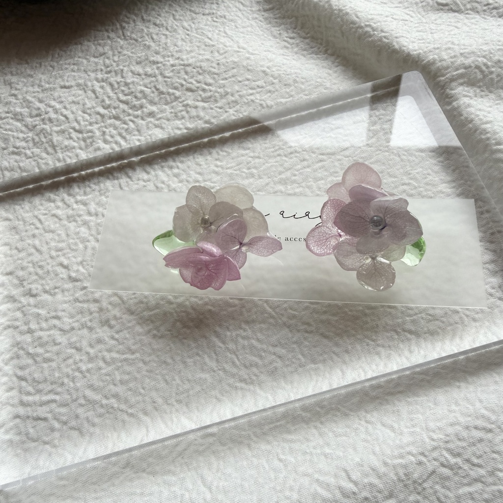 no.343 パステルライラックmixの紫陽花ピアス 本物のお花 アジサイ 紫陽花 サージカルステンレス ピアス