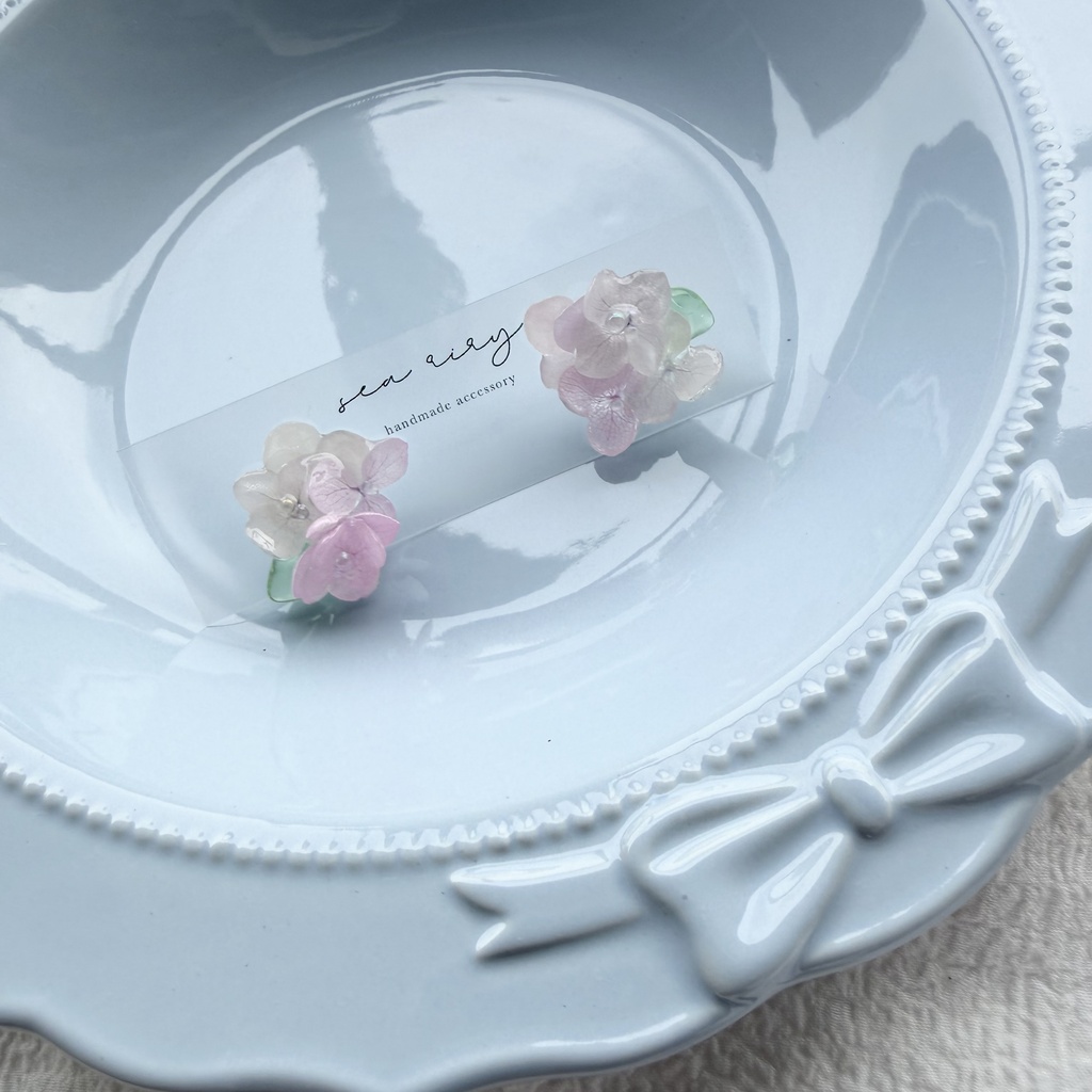 no.343  パステルライラックmixの紫陽花ピアス  本物のお花  アジサイ  紫陽花  サージカルステンレス   ピアス 