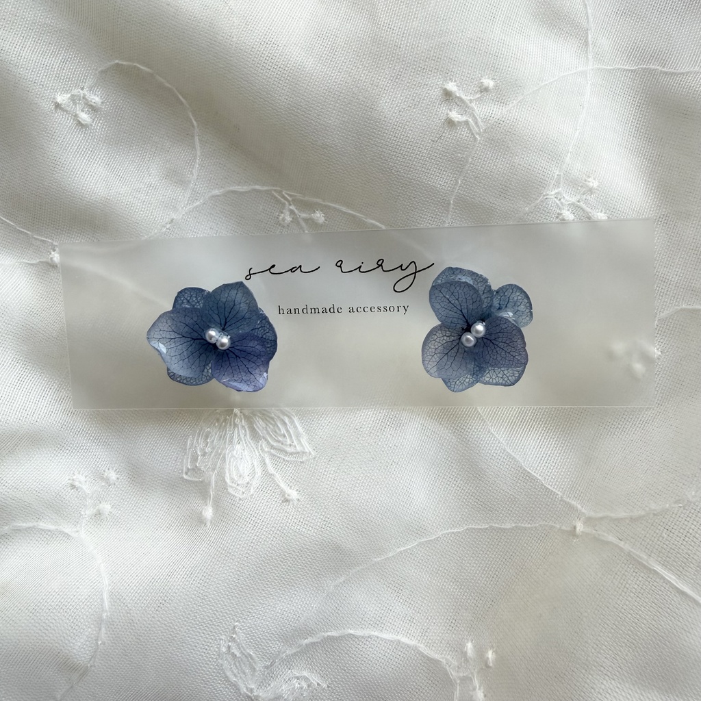 no.347 再販 ブルーグラデの紫陽花ピアス アジサイ 紫陽花 ブルー サージカルステンレス ピアス