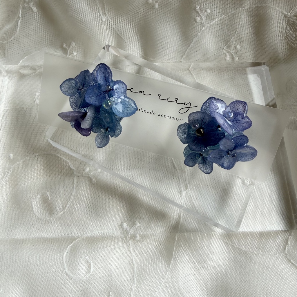 no.353 ブルーmixの紫陽花ピアス 本物のお花 アジサイ あじさい ブルー パープル サージカルステンレス ピアス