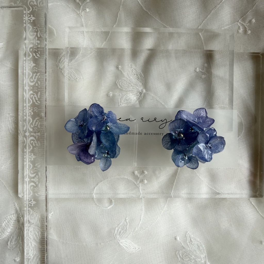 no.353 ブルーmixの紫陽花ピアス 本物のお花 アジサイ あじさい ブルー パープル サージカルステンレス ピアス