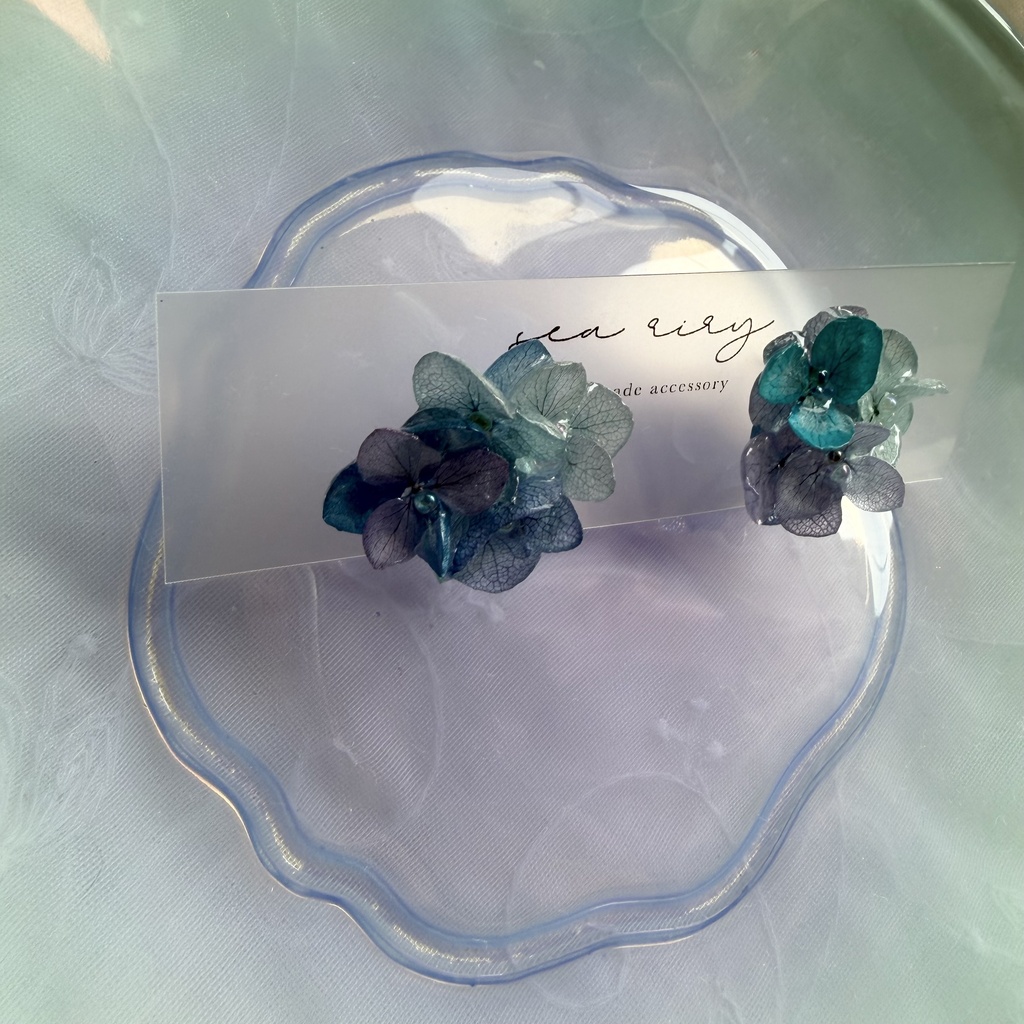 no.355 ブルーmixの紫陽花ピアス 本物のお花 アジサイ あじさい ブルー パープル サージカルステンレス ピアス