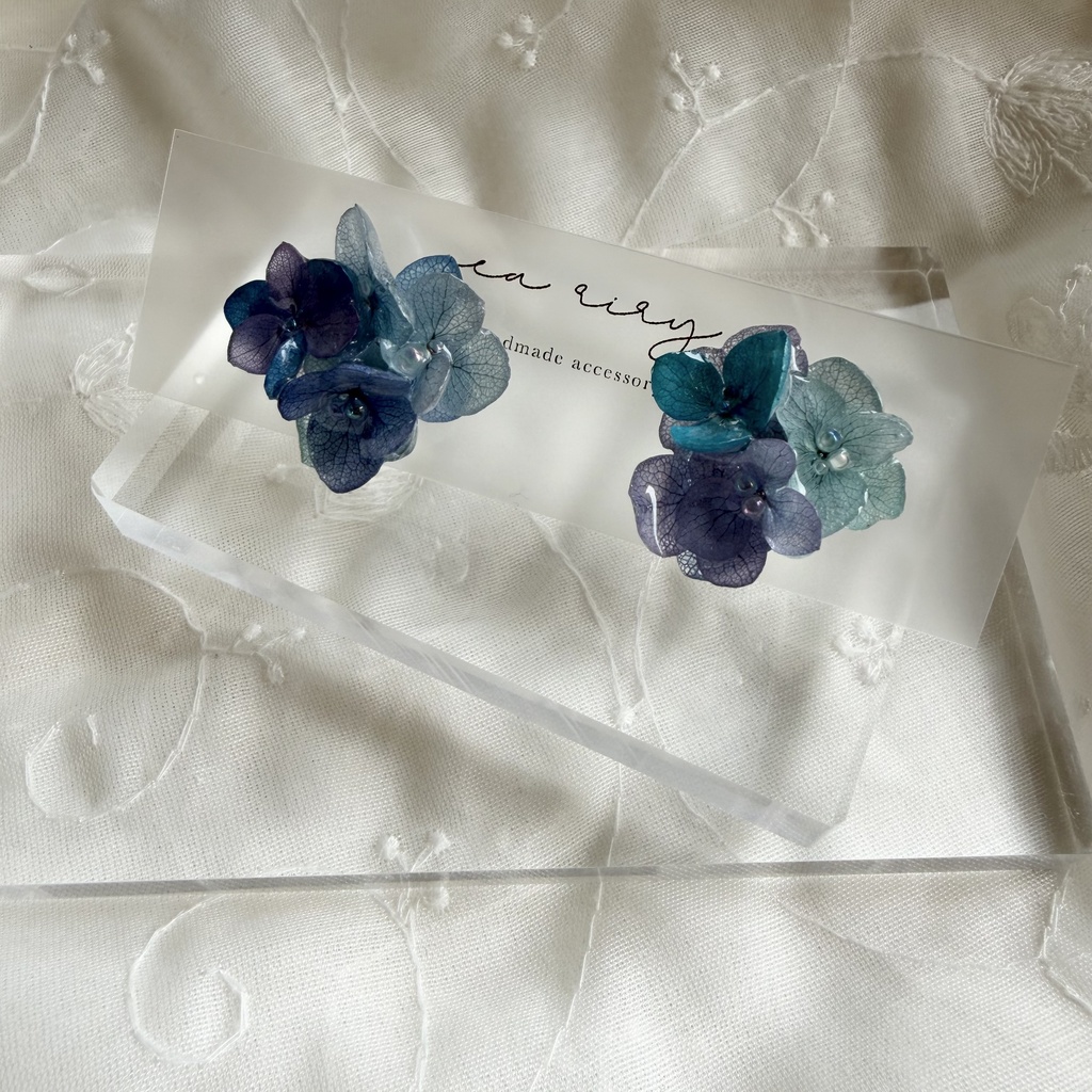 no.355 ブルーmixの紫陽花ピアス 本物のお花 アジサイ あじさい ブルー パープル サージカルステンレス ピアス