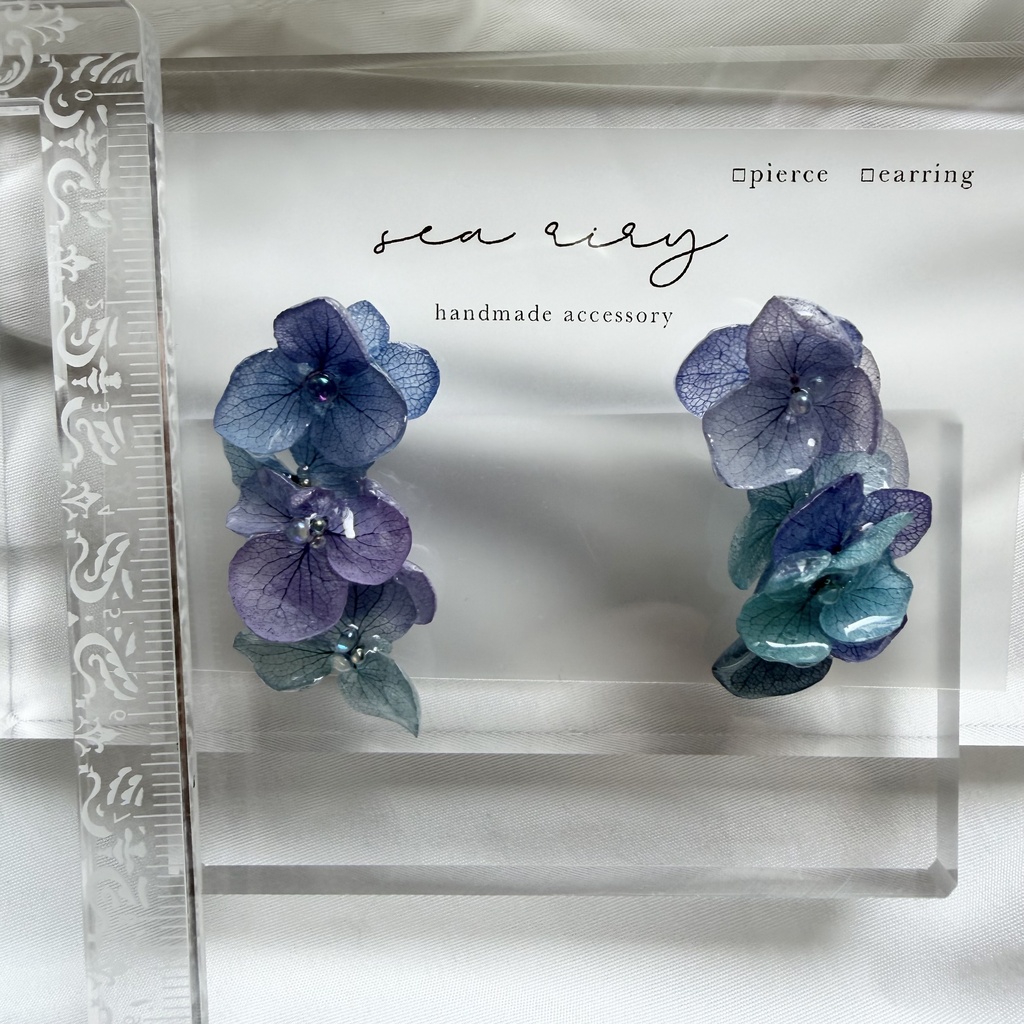 no.356 紫陽花連なるピアス 本物のお花 紫陽花 ブルーmix バブル サージカルステンレス ピアス