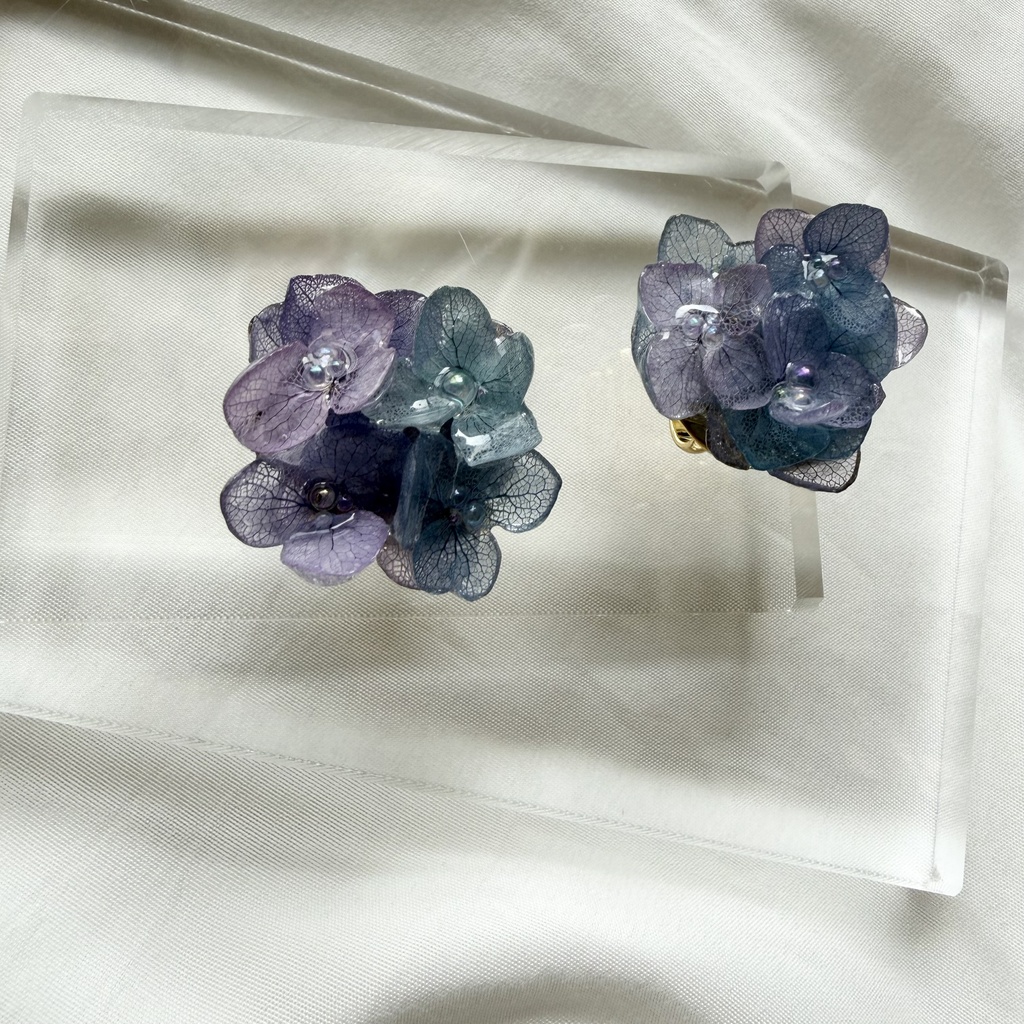 no.358 再販 マーメイドカラーの紫陽花の帯留 本物のお花 紫陽花 アジサイ 帯留 和装小物 着物