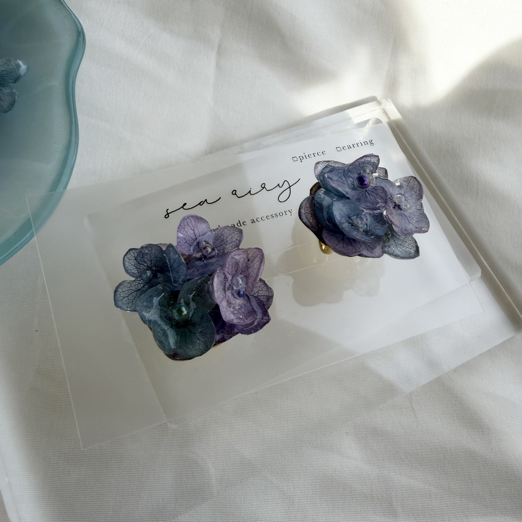 no.358 再販 マーメイドカラーの紫陽花の帯留 本物のお花 紫陽花 アジサイ 帯留 和装小物 着物