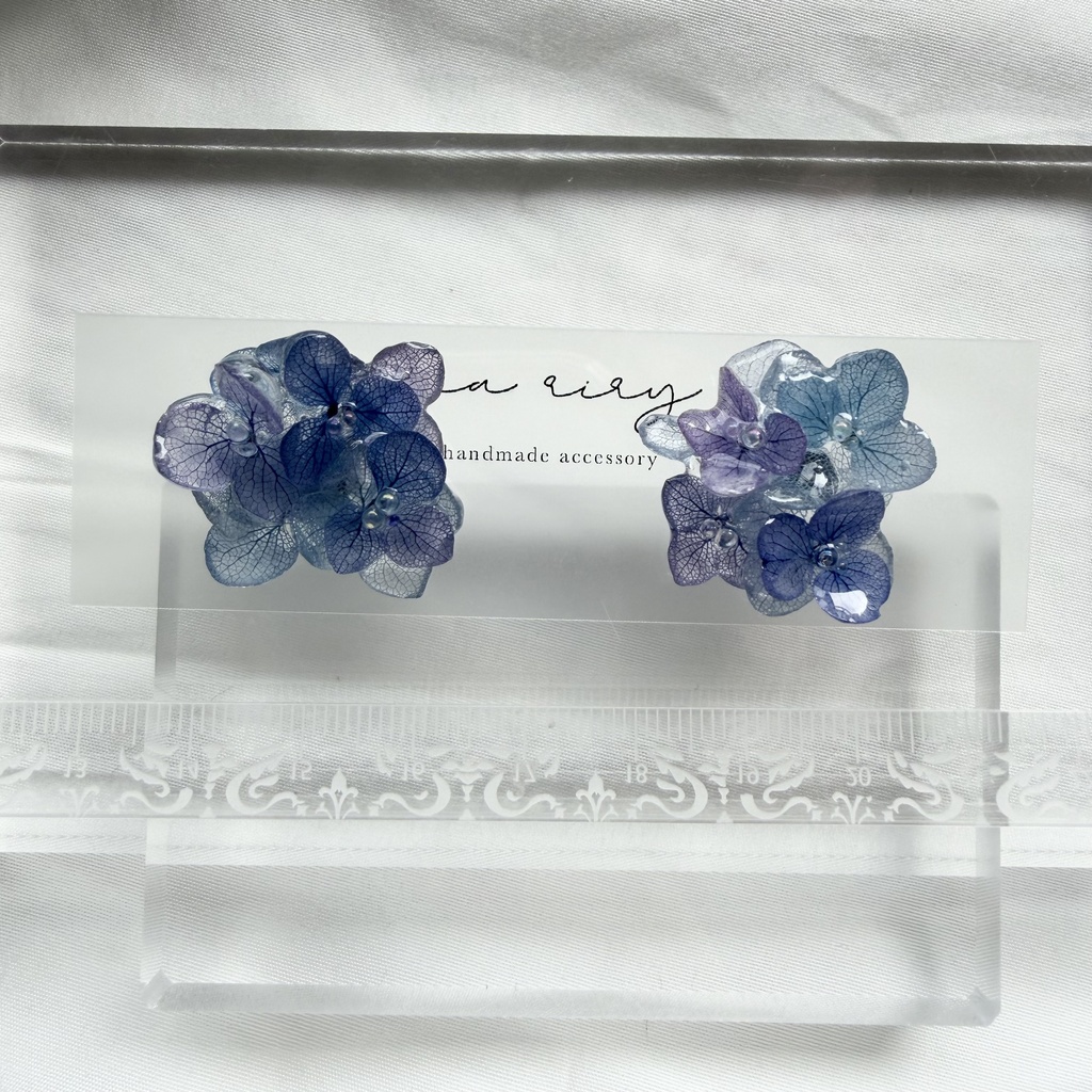 no.362 再販 マーメイドカラーの紫陽花ピアス 本物のお花 アジサイ あじさい ブルー サージカルステンレス