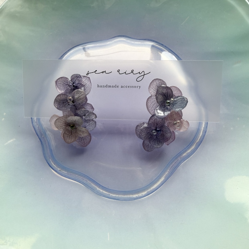 no.363 紫陽花連なるピアス 本物のお花 紫陽花 パープルmix バブル サージカルステンレス ピアス