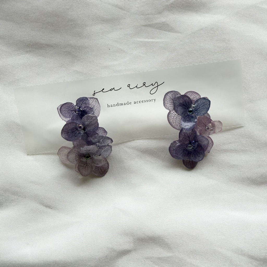 no.363 紫陽花連なるピアス 本物のお花 紫陽花 パープルmix バブル サージカルステンレス ピアス