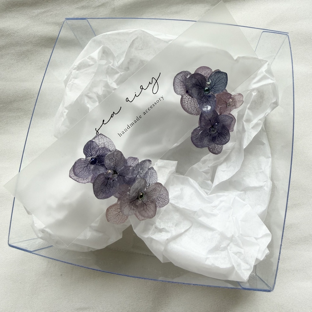no.363  紫陽花連なるピアス  本物のお花  紫陽花    パープルmix  バブル  サージカルステンレス  ピアス