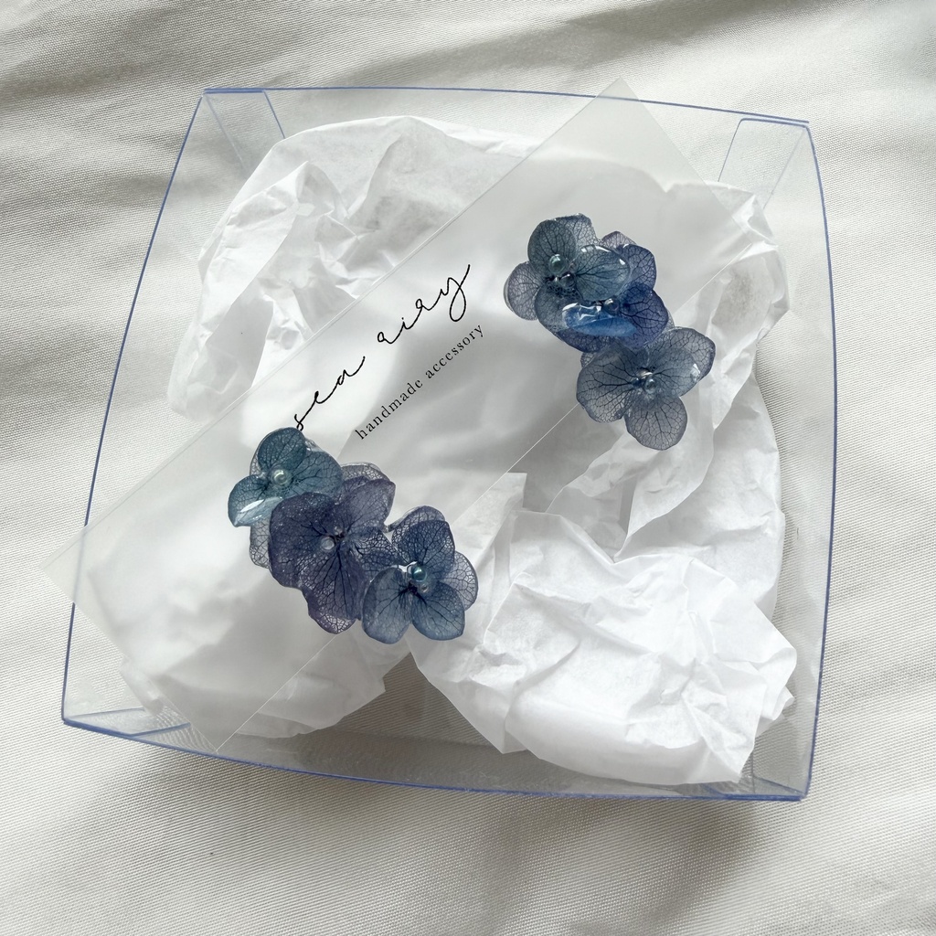 no.365 紫陽花連なるピアス 本物のお花 紫陽花 ブルーmix バブル サージカルステンレス ピアス