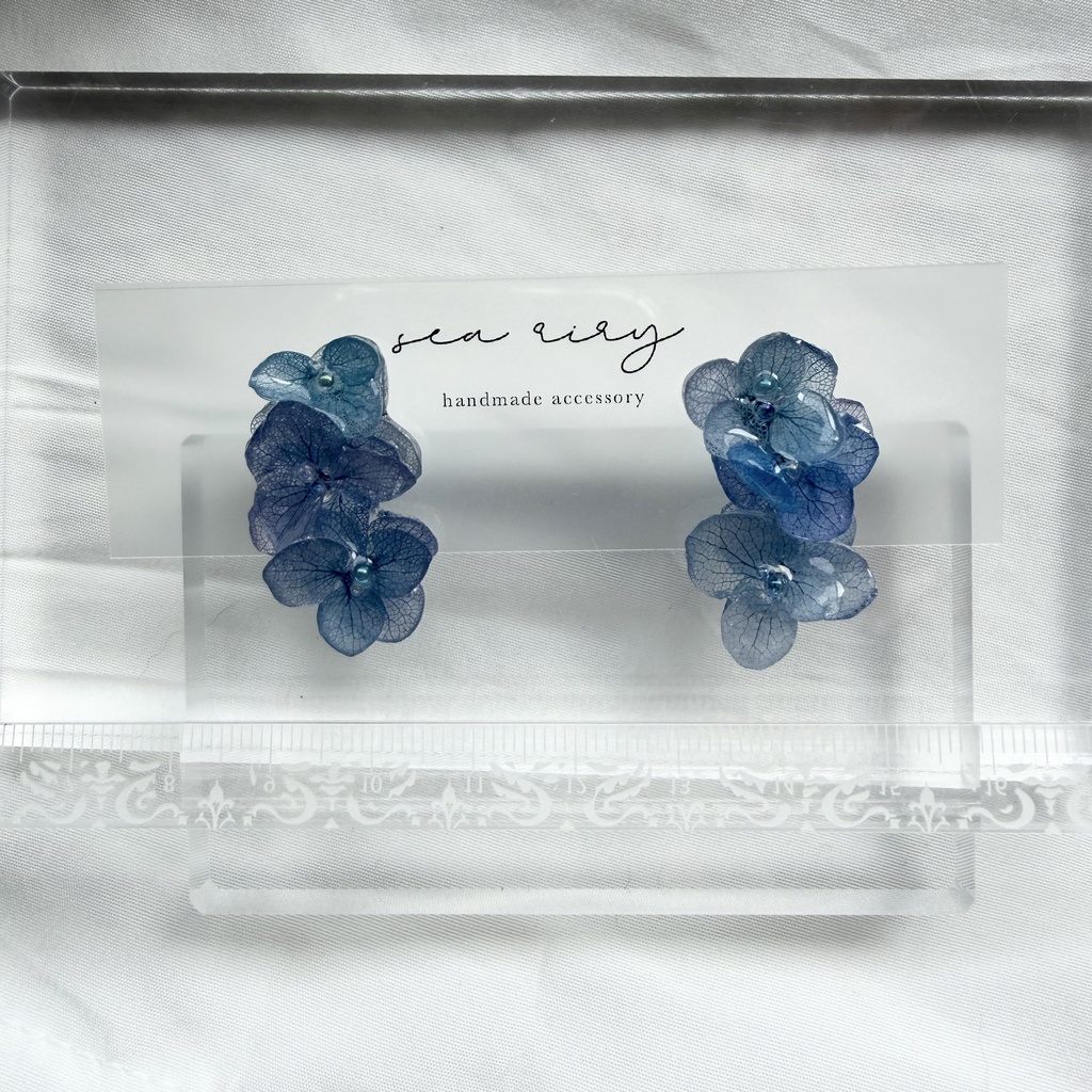 no.365 紫陽花連なるピアス 本物のお花 紫陽花 ブルーmix バブル サージカルステンレス ピアス