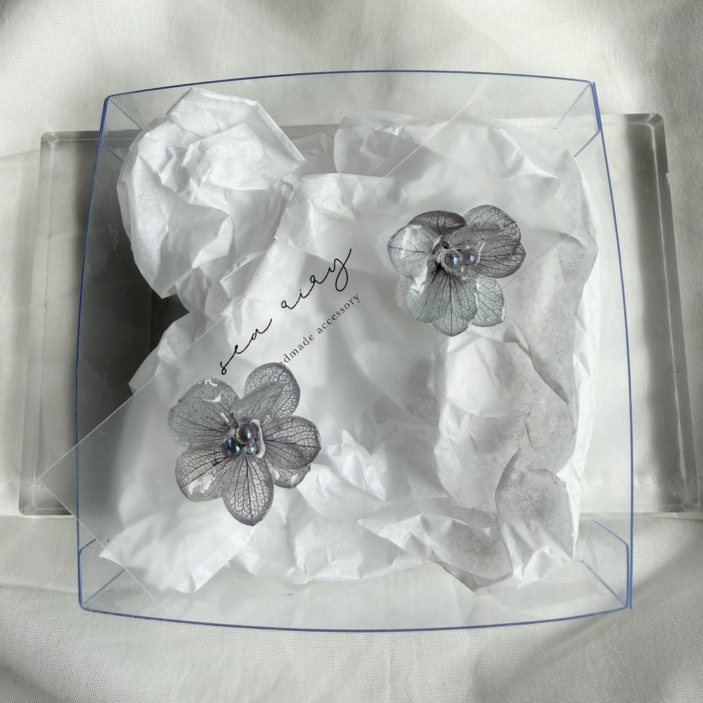 no.366 再販 くすみパープルの紫陽花ピアス 本物のお花 紫陽花 サージカルステンレス ピアス