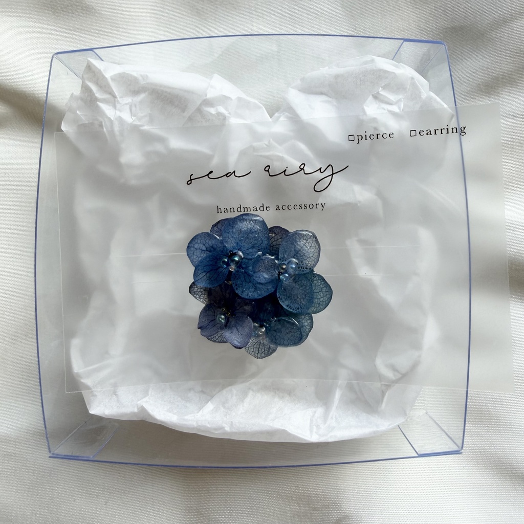 no.369  再販  ブルーグラデの紫陽花の帯留  本物のお花  紫陽花  アジサイ  帯留  和装小物  着物