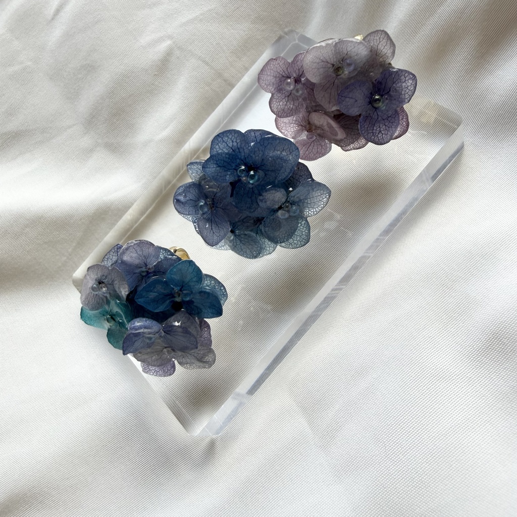 no.369 再販 ブルーグラデの紫陽花の帯留 本物のお花 紫陽花 アジサイ 帯留 和装小物 着物