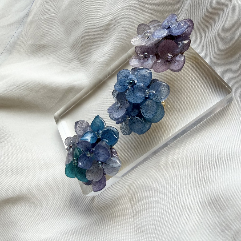 no.371 再販 ブルーmixの紫陽花の帯留 本物のお花 紫陽花 アジサイ 帯留 和装小物 着物