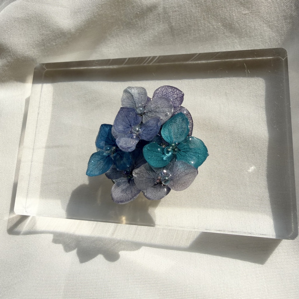 no.371 再販 ブルーmixの紫陽花の帯留 本物のお花 紫陽花 アジサイ 帯留 和装小物 着物