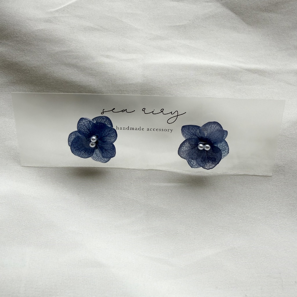 no.373 再販 ブルーグラデの紫陽花ピアス アジサイ 紫陽花 ブルー サージカルステンレス ピアス
