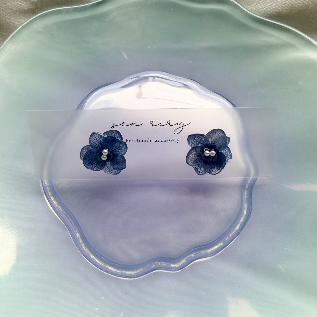 no.373 再販 ブルーグラデの紫陽花ピアス アジサイ 紫陽花 ブルー サージカルステンレス ピアス