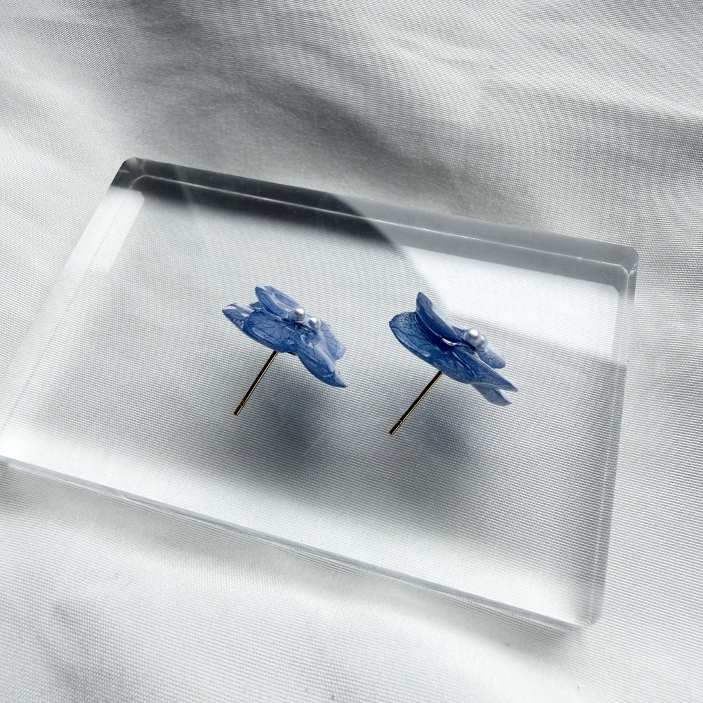 no.373 再販 ブルーグラデの紫陽花ピアス アジサイ 紫陽花 ブルー サージカルステンレス ピアス