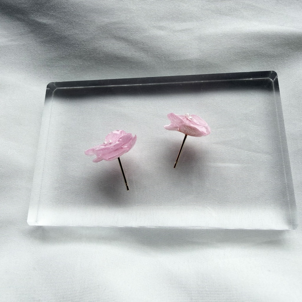 no.374 再販 ちいさなお花のピアス 本物のお花 アナベル 紫陽花 ピンク サージカルステンレス ピアス