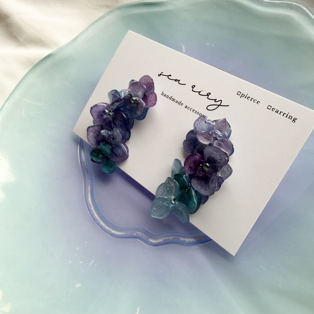 no.376 再販 紫陽花連なるピアス 本物のお花 紫陽花 ブルーmix バブル サージカルステンレス ピアス