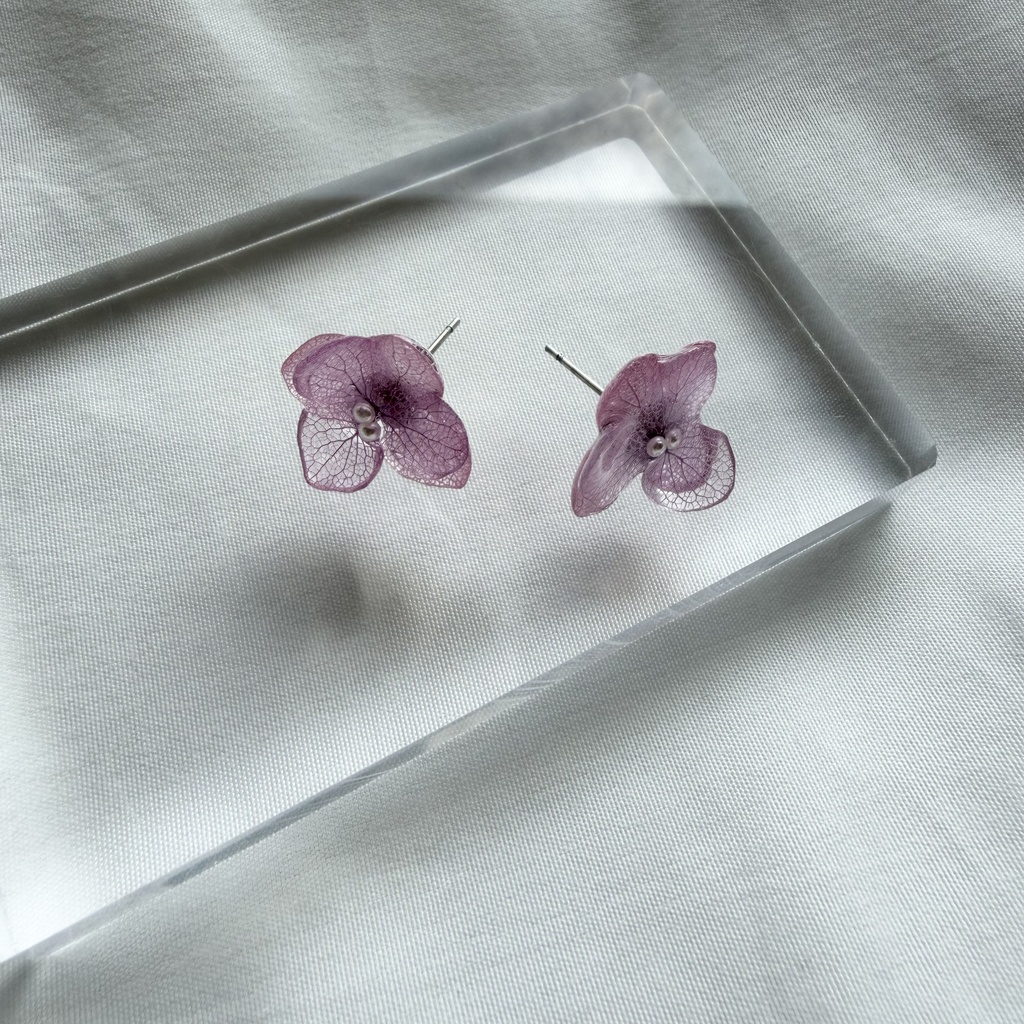 no.378 再販 ちいさなお花のピアス 本物のお花 アナベル 紫陽花 ピンク サージカルステンレス ピアス