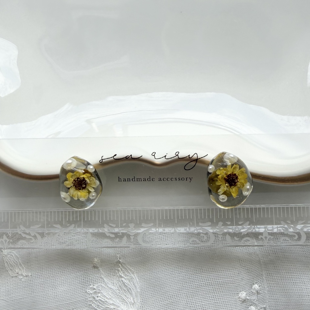 no.382 再販 ちいさな向日葵の1粒ピアス ひまわり 向日葵 スターフラワー パール クリア ステンレス ピアス