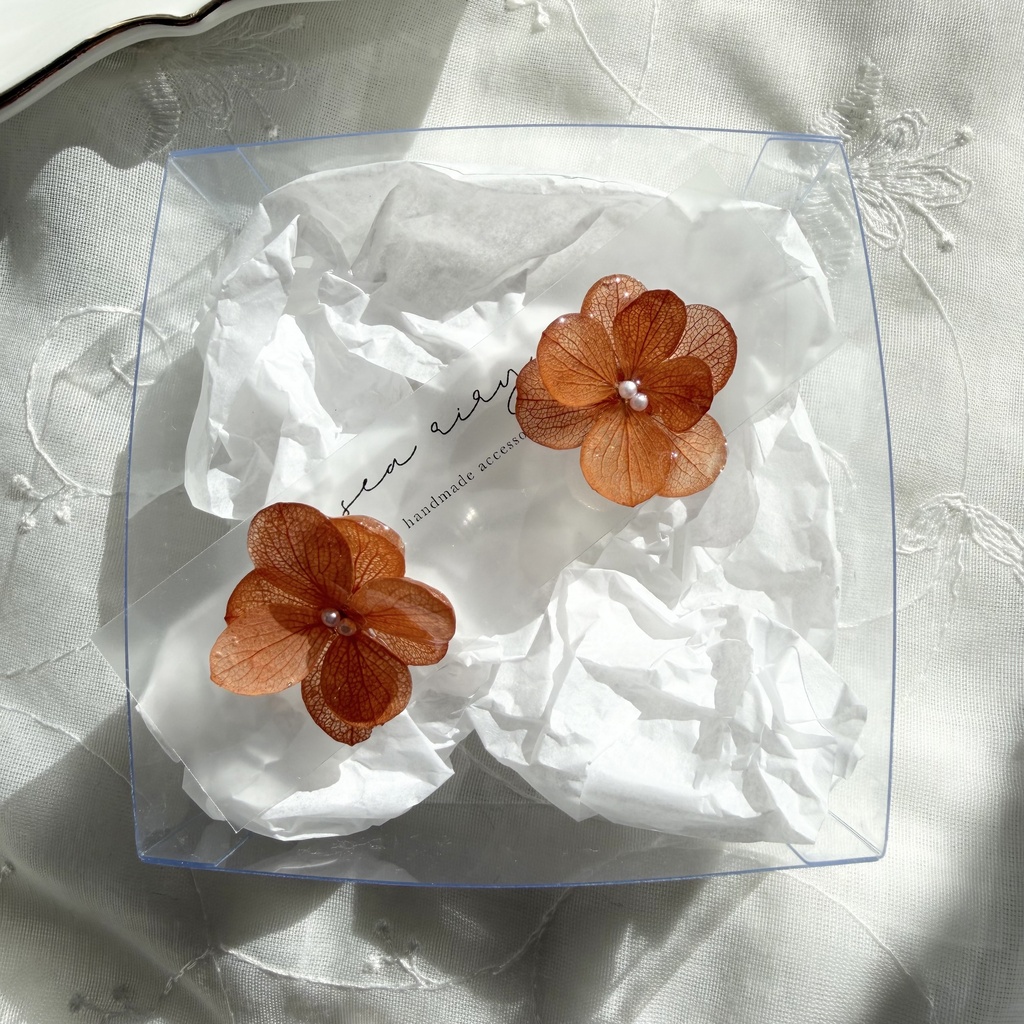 no.406 再販 ブリックオレンジの紫陽花ピアス アジサイ パール オレンジ サージカルステンレス ピアス