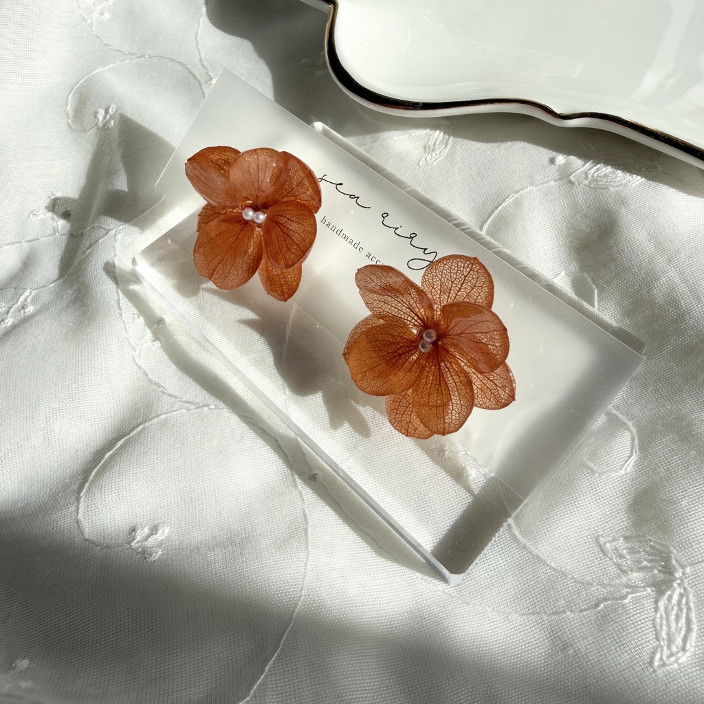 no.407 再販 ブリックオレンジの紫陽花ピアス アジサイ パール オレンジ サージカルステンレス ピアス