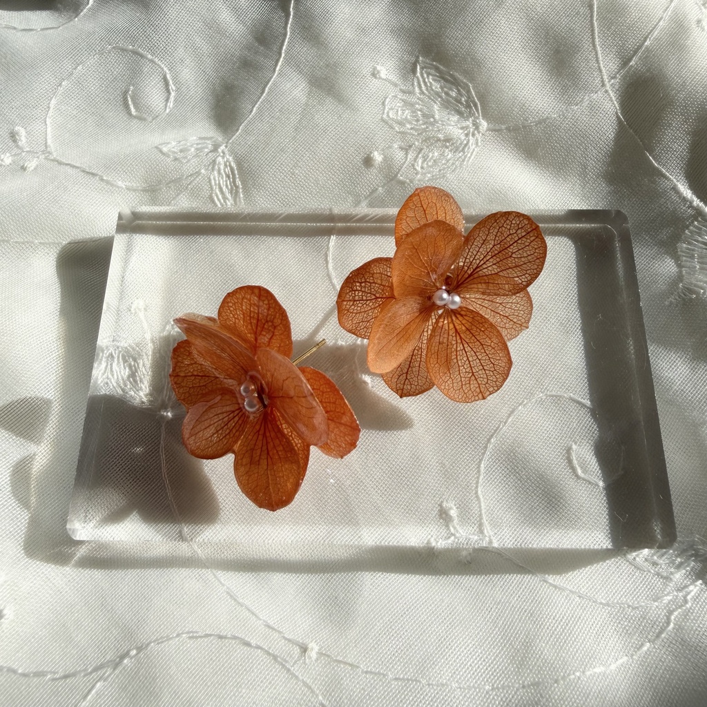 no.407 再販 ブリックオレンジの紫陽花ピアス アジサイ パール オレンジ サージカルステンレス ピアス