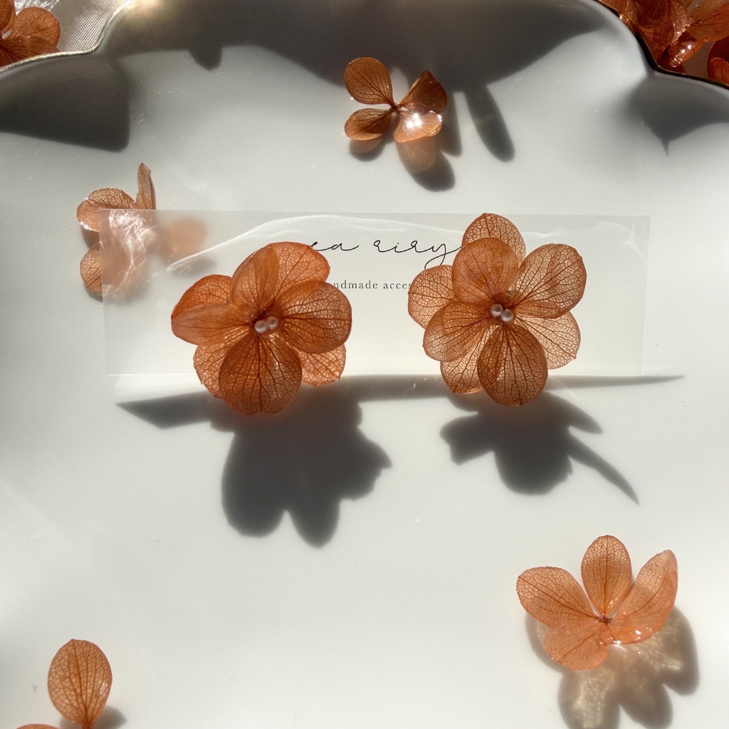 no.407 再販 ブリックオレンジの紫陽花ピアス アジサイ パール オレンジ サージカルステンレス ピアス