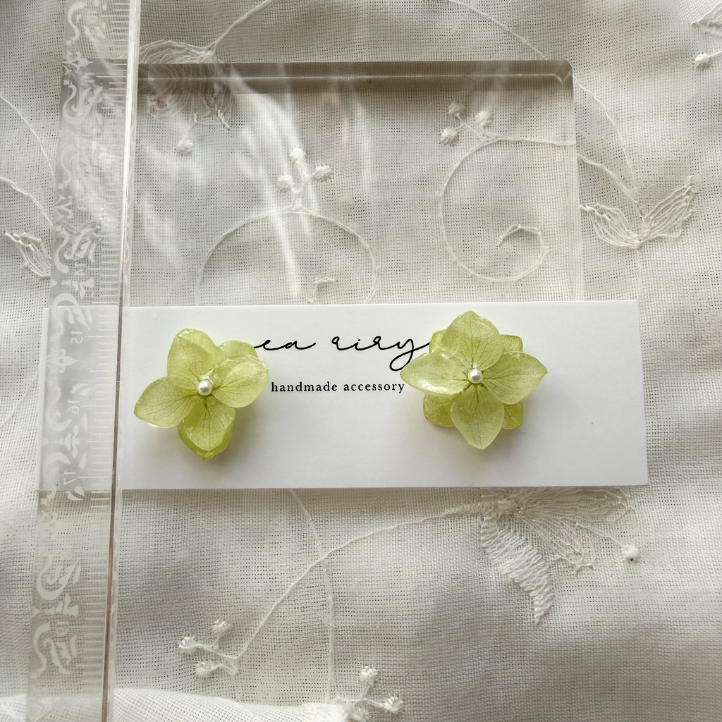 no.412 ライトグリーンの紫陽花ピアス 本物のお花 紫陽花 あじさい パール サージカルステンレス ピアス