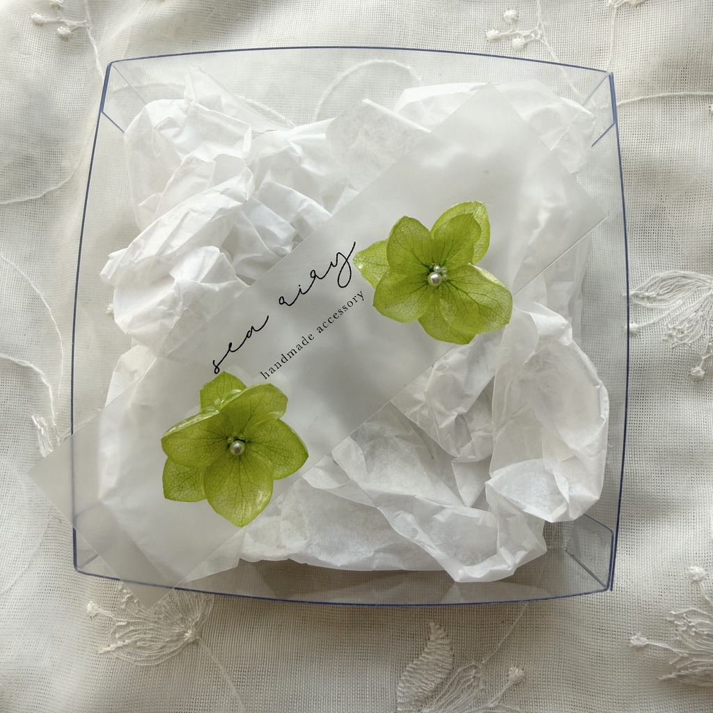 no.413 ライトグリーンの紫陽花ピアス 本物のお花 紫陽花 あじさい パール サージカルステンレス ピアス