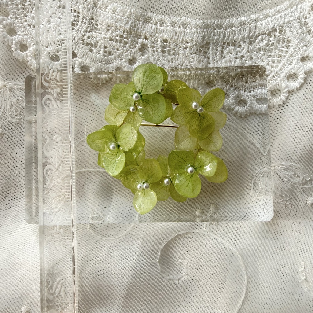 no.417 グリーンmixの紫陽花ブローチ 本物のお花 帯留金具付き 帯留 着物 ブローチ ハンドメイド