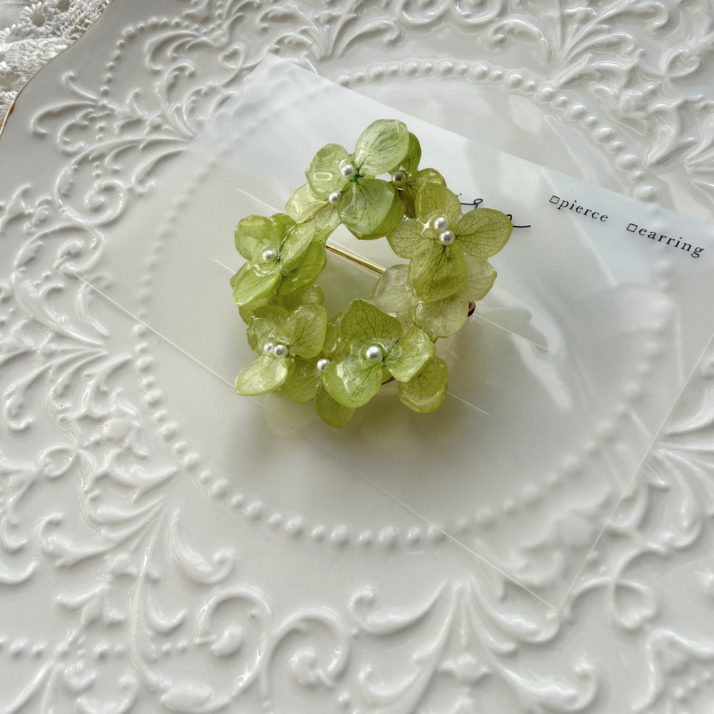 no.417  グリーンmixの紫陽花ブローチ  本物のお花   帯留金具付き   帯留  着物  ブローチ  ハンドメイド