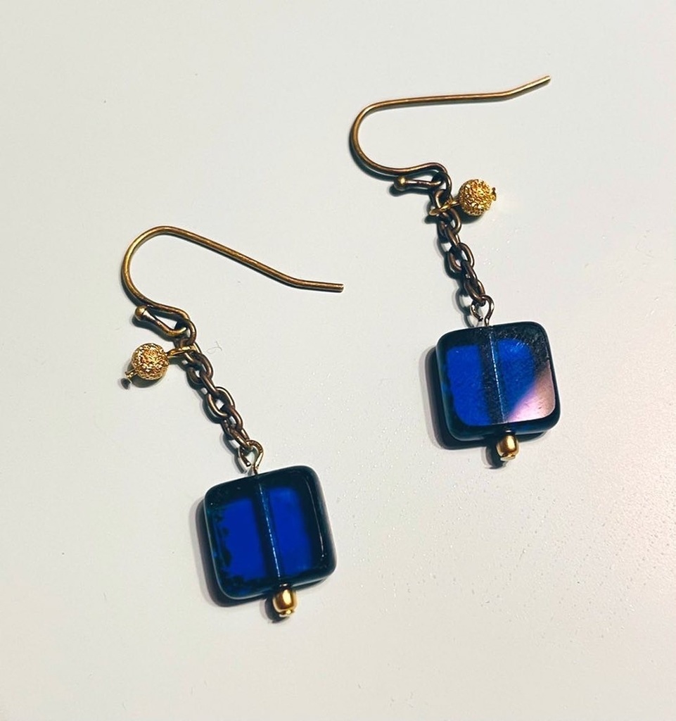 ⚫︎『街灯』ピアス