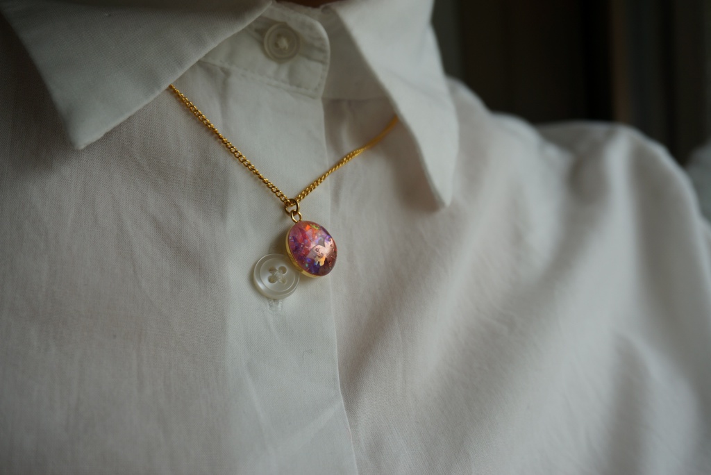 ●「飛びます」ペンダント